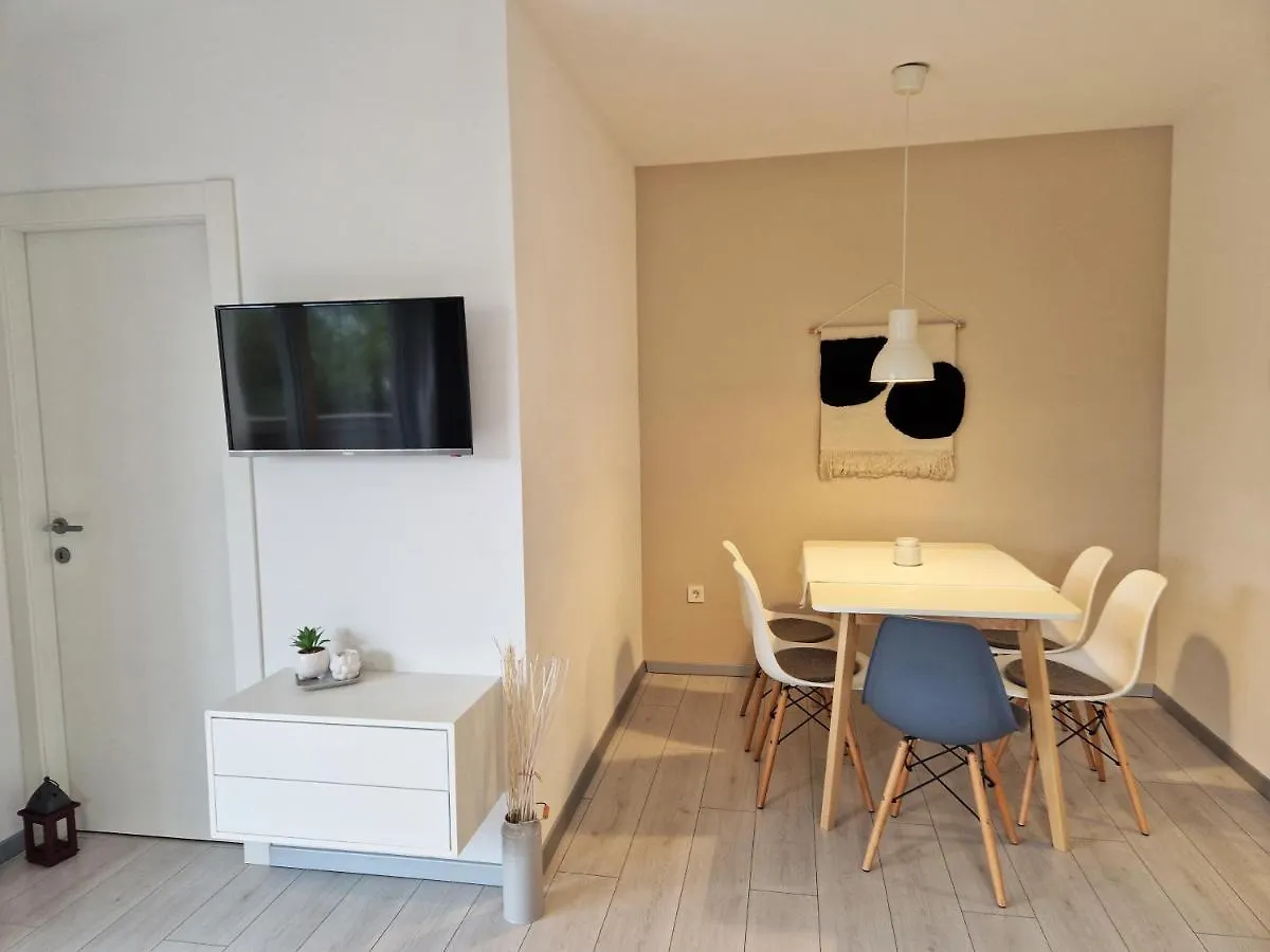 Apartments Nina Rab Town
