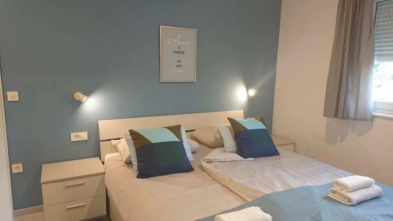 Apartments Nina Rab Town