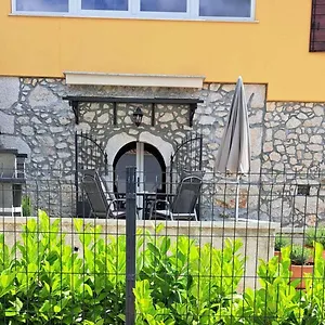 & Goga Apartman